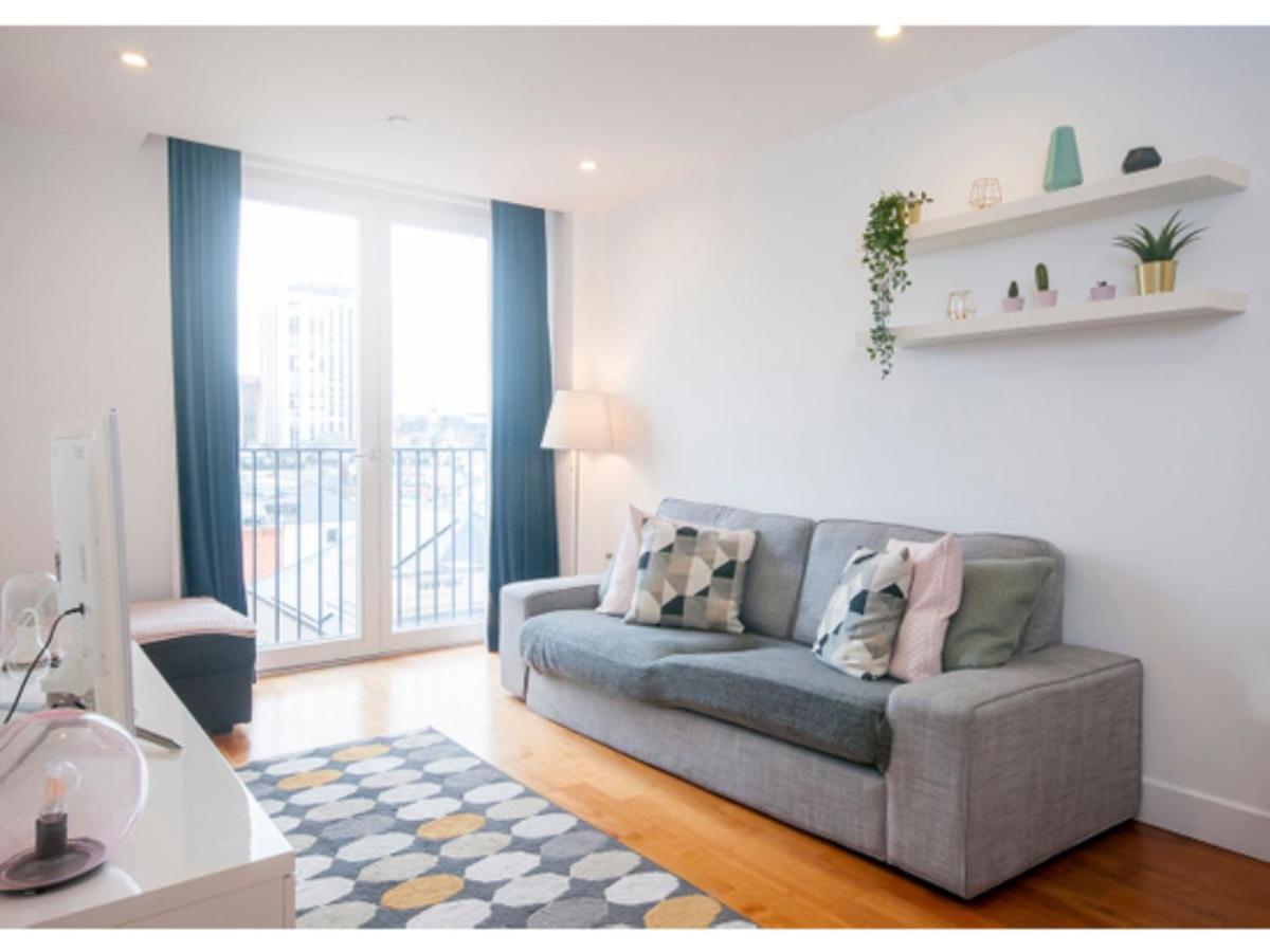 The Most Central Apartment In Κάρντιφ Εξωτερικό φωτογραφία